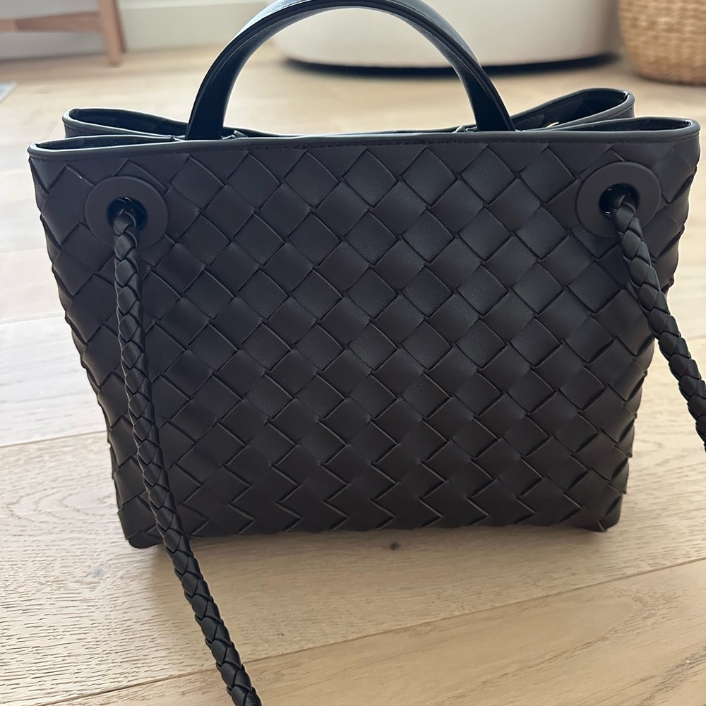 NEW Bottega Veneta Dark Brown Woven Shoulder Bag - Picture 5 of 9